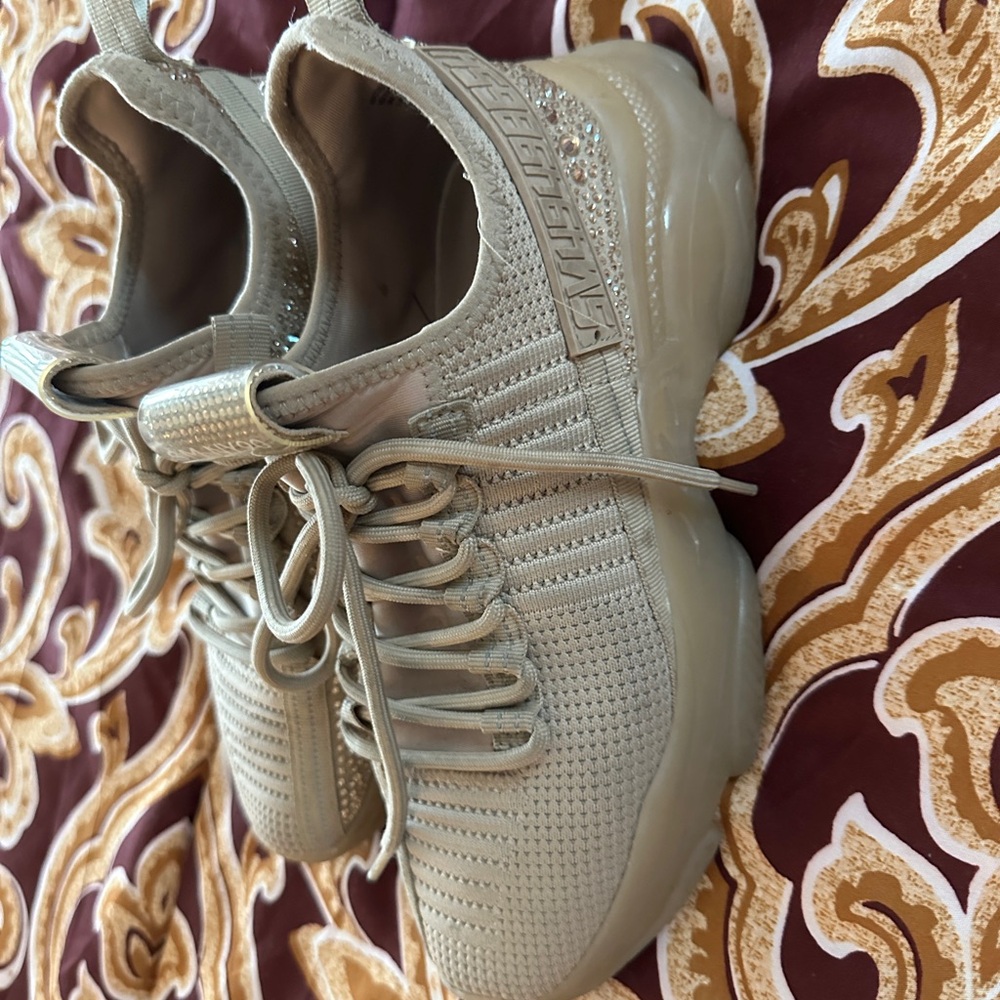 Steve Madden blush sneakers